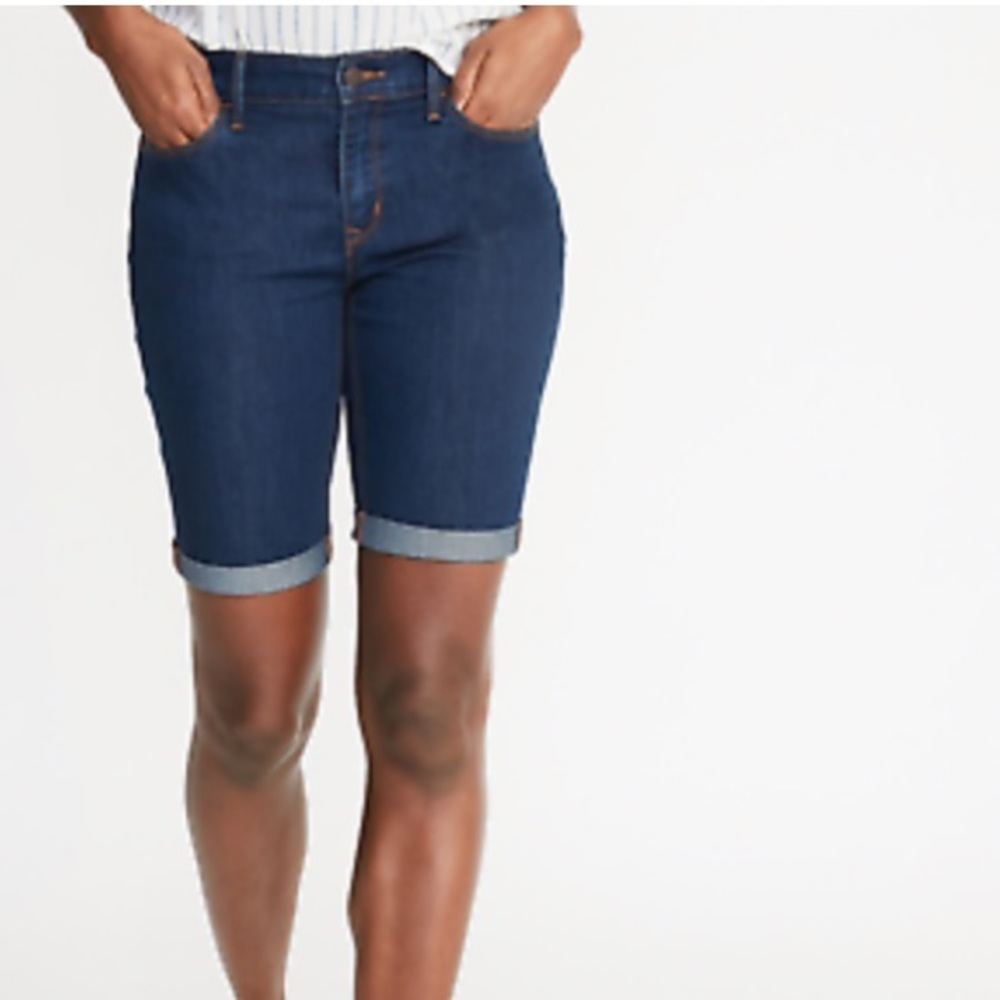 NWT Mid-Rise Slim Bermuda Jean Shorts Size 0